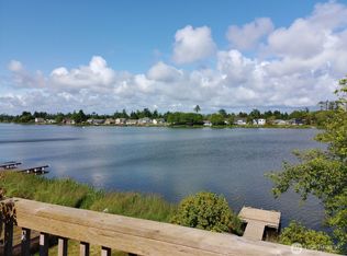 712 Mount Olympus Ave SE, Ocean Shores, WA