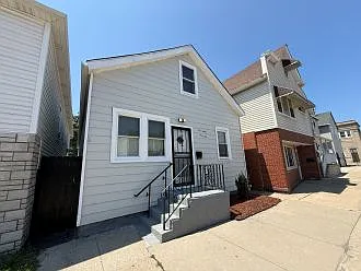 13410 S Brandon Ave #1 — Photo 4