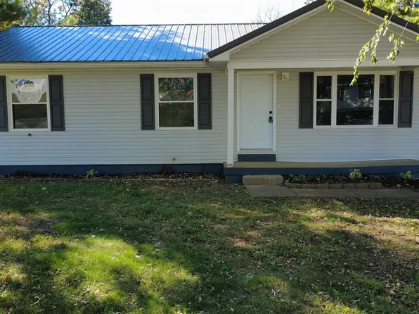 1598 Cypress Dr, Radcliff, KY 40160