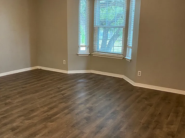 1240 Barton Hills Dr #201 — Photo 15