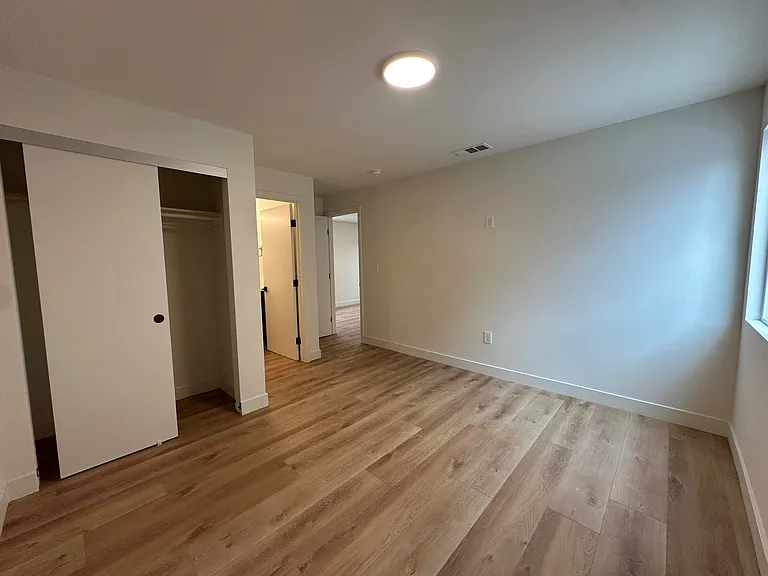 2539 S Cloverdale Ave #1 — Photo 19