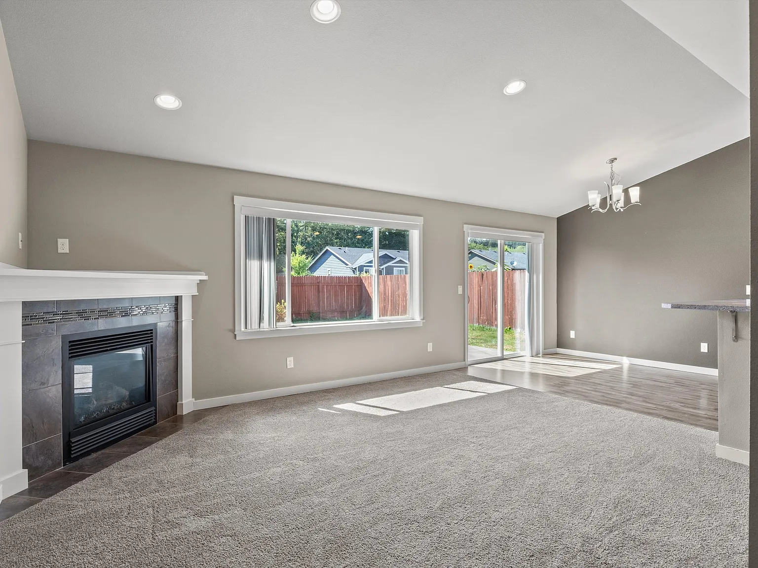3 bed, 1300 sqft, $2,750 — Photo 4