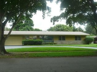 836 Orchid Dr, Plantation, FL 33317