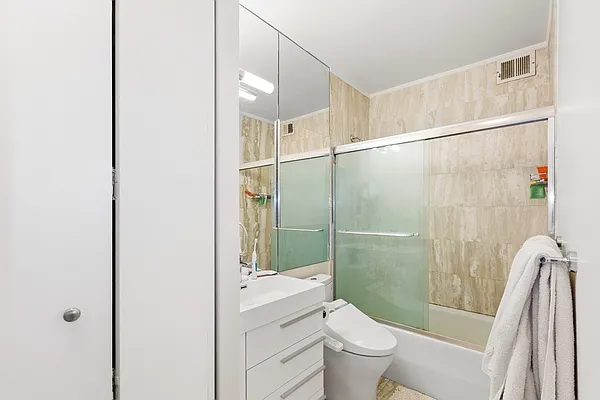 Rented by Corcoran | media 24