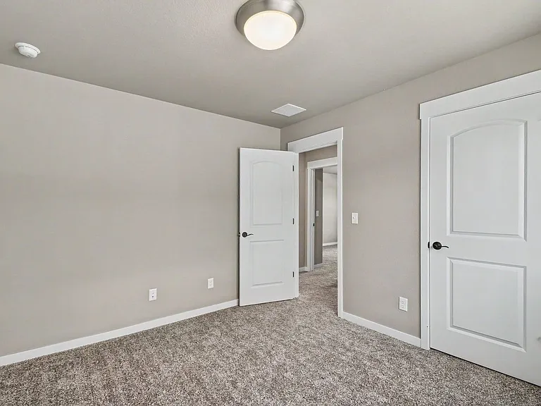 5260 2nd Ave — Photo 20