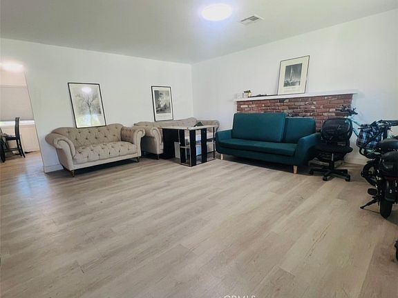 3rd image of 556 W Campus View Dr