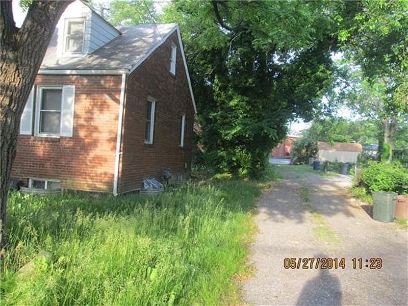 2nd image of 2503 Aztec Dr