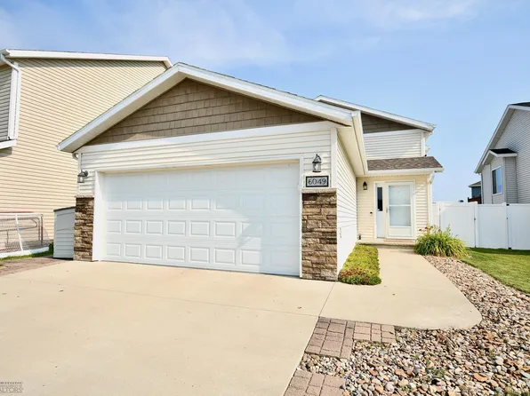 6049 59th Ave S, Fargo, ND 58104