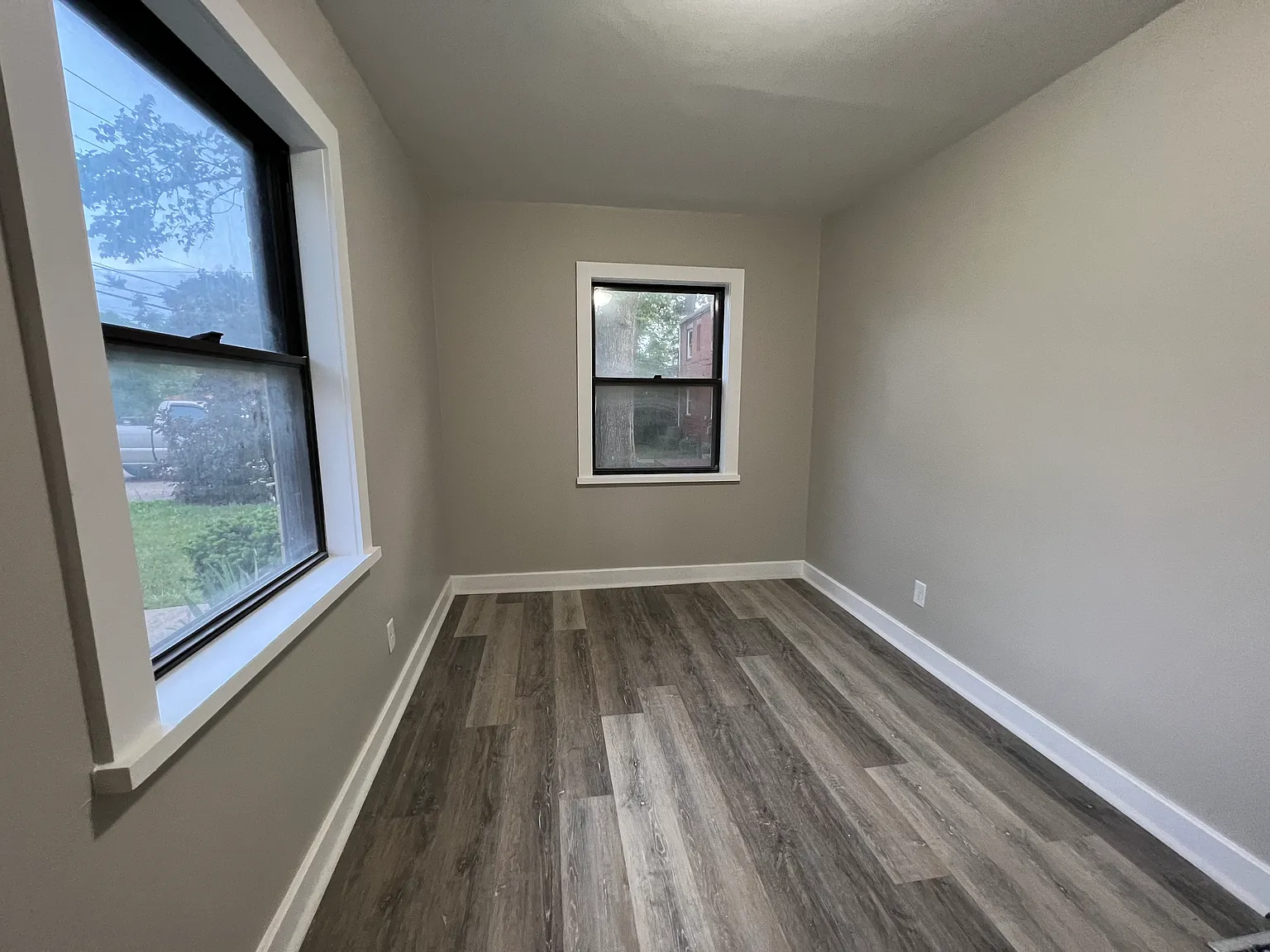 Updated 2BD/1BA Apartment - 1560 Cardington Rd, Kettering — Photo 4