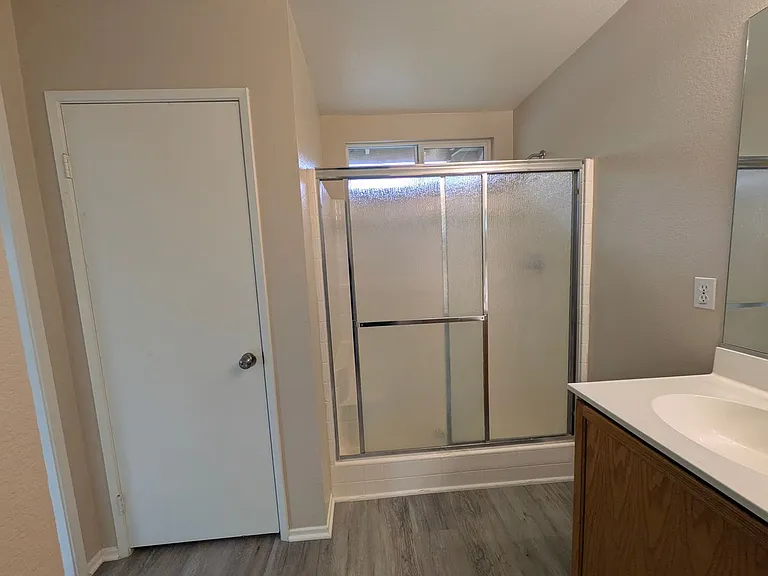 28623 Avalon Ave — Photo 10