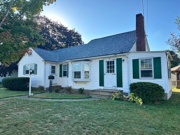 32 Maplewood St