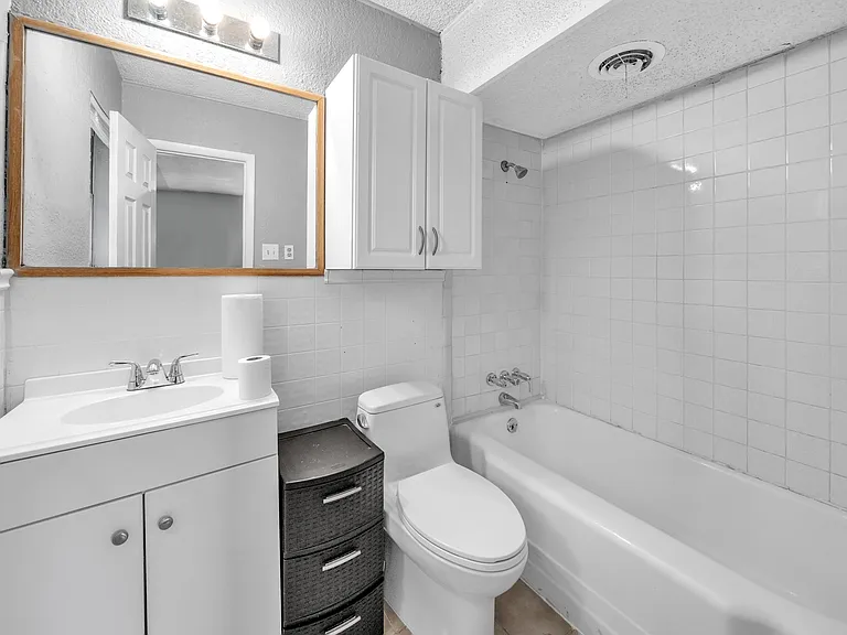 4621 Darla Dr — Photo 9