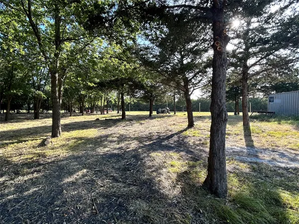 358 County Road 4519, Wolfe City, TX 75496