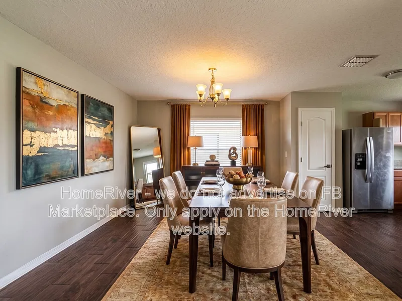 3 bed, 2.0 bath, 1629 sqft, $2,075 — Photo 3