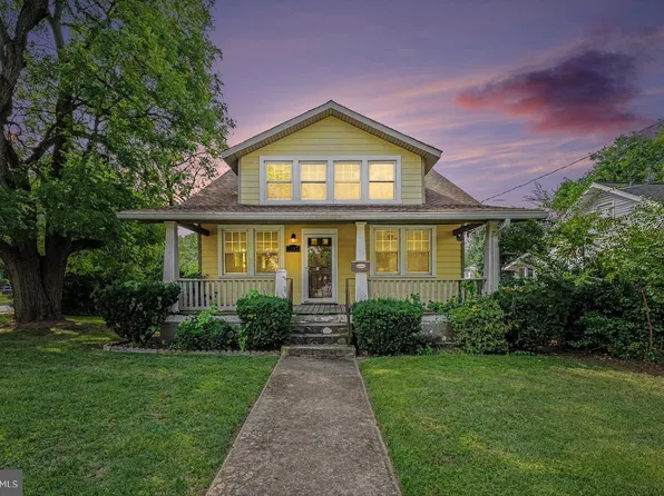 3047 Douglas St NE, Washington, DC 20018