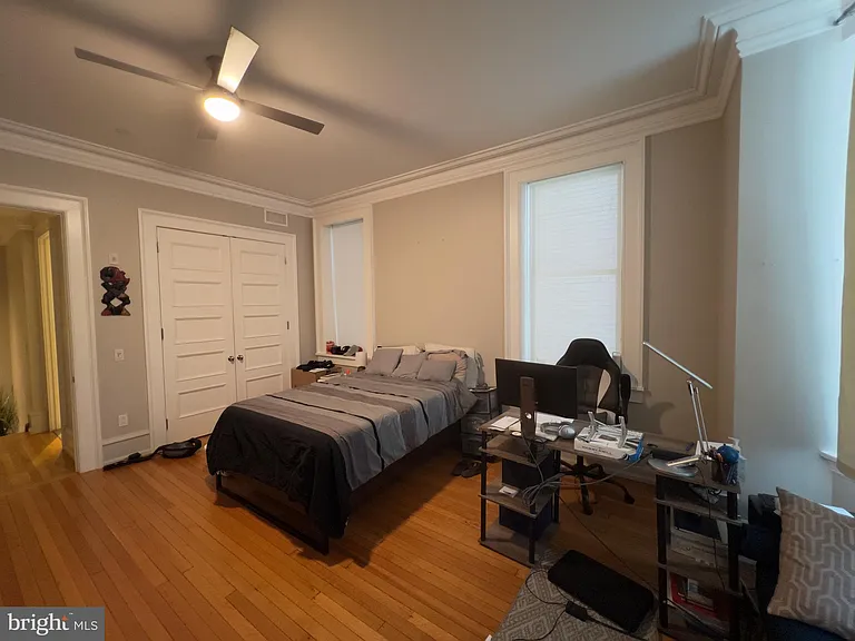 2126 Locust St #1R — Photo 20