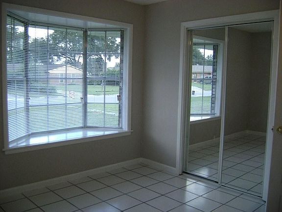 3rd image of 3005 Bent Oak Dr
