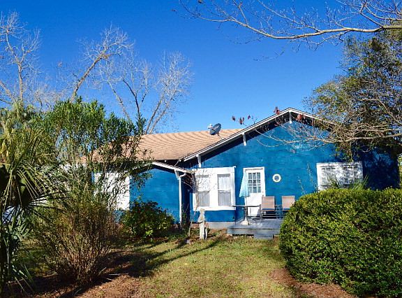 5th image of 210 Gross St