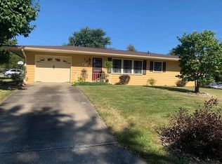 102 Navaho Dr, Keokuk, IA 52632