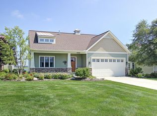 4422 Sunnycrest Ct, Holland, MI 49424