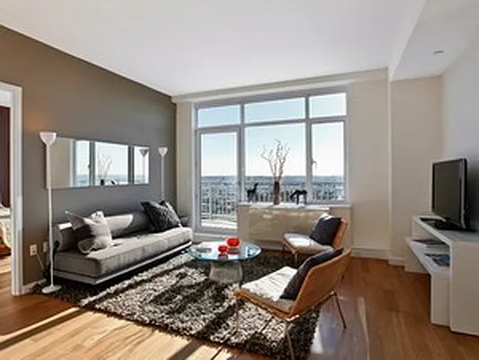 Sold by Corcoran | media 7