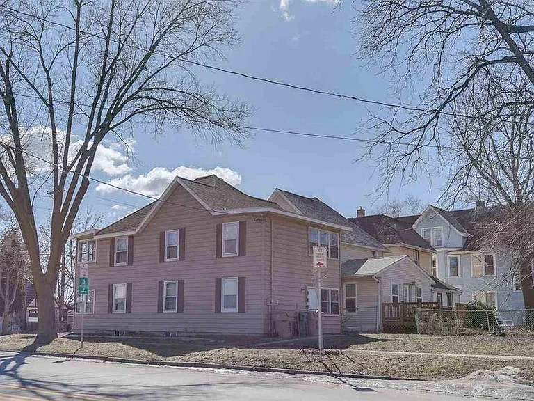 502 S Mills St #2 — Photo 6