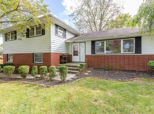 2045 Chardon Rd, Columbus, OH 43220