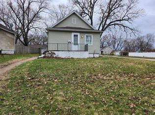 1501 S 7th Ave, Kankakee, IL 60901