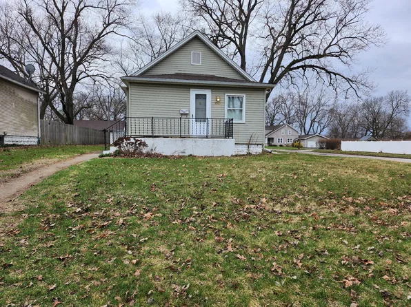 1501 S 7th Ave, Kankakee, IL 60901