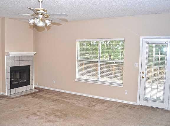 3rd image of 6427 Brookhaven Trl