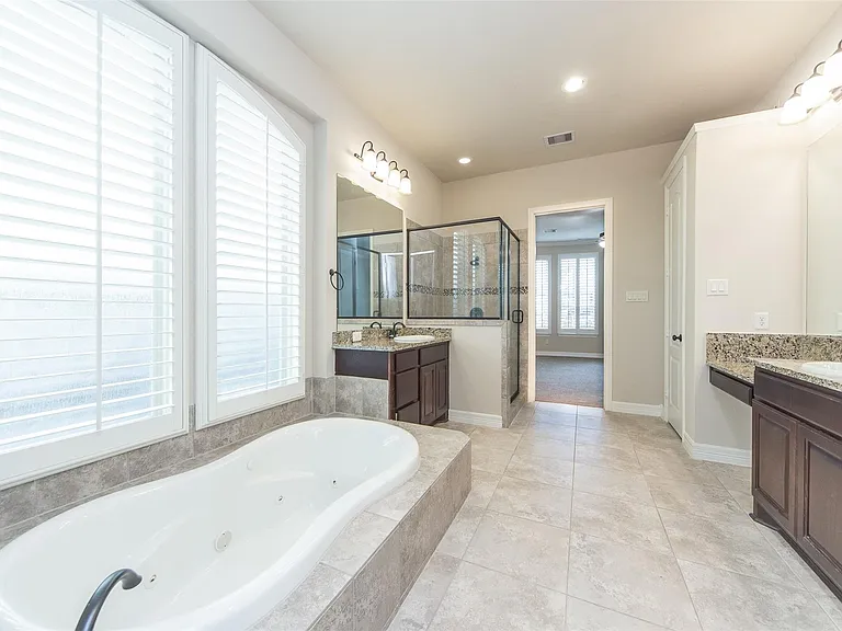 5115 Kenton Place Ln — Photo 16