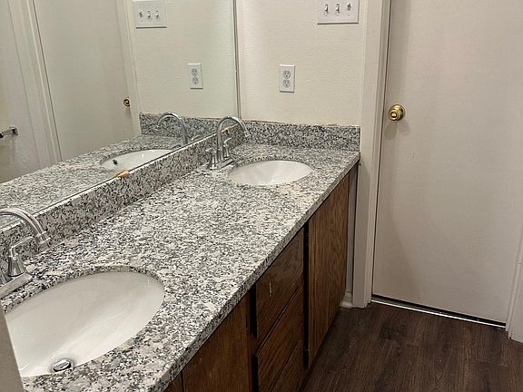 5th image of 1676 Brightside Dr Unit B