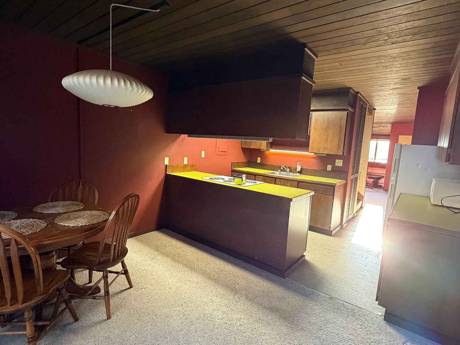 2 bed, 700 sqft, $900 — Photo 4