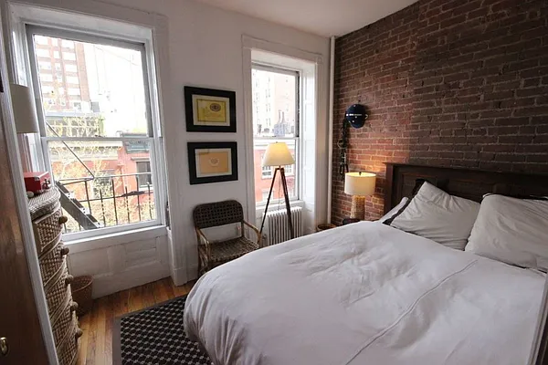 Rented by LJ Sloane Management | media 17