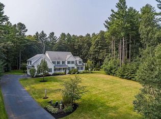 3 Hart Pond Rd, Westford, MA 01886