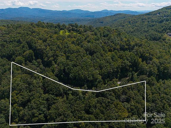 3rd image of 52 Castanea Mountain Dr