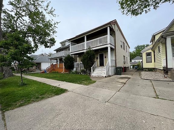 2nd image of 372 McEwan Ave #370