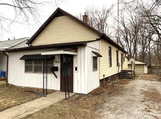 604 N Morris Ave, Bloomington, IL 61701
