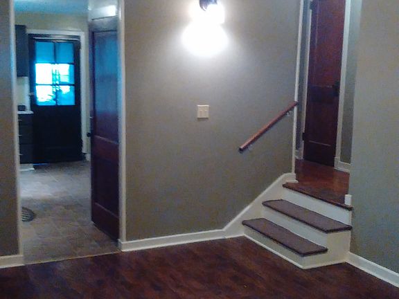 5th image of 16 Shelby Dr