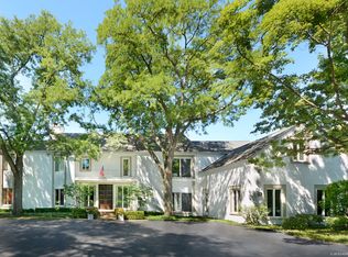 162 W Westminster Rd, Lake Forest, IL 60045