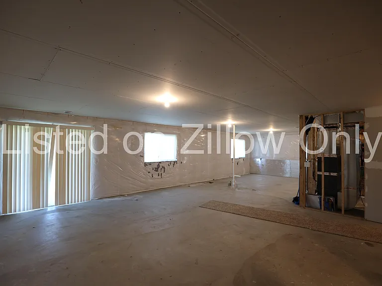 6758 Redwood Ave — Photo 21
