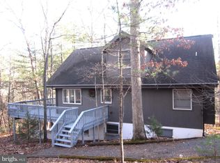 276 Snead Ln, Basye, VA 22810