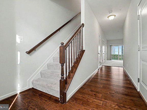 4th image of 7768 Dagny Way
