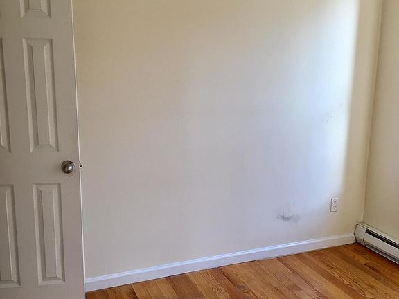 5th image of 243 W 109th St APT 5E