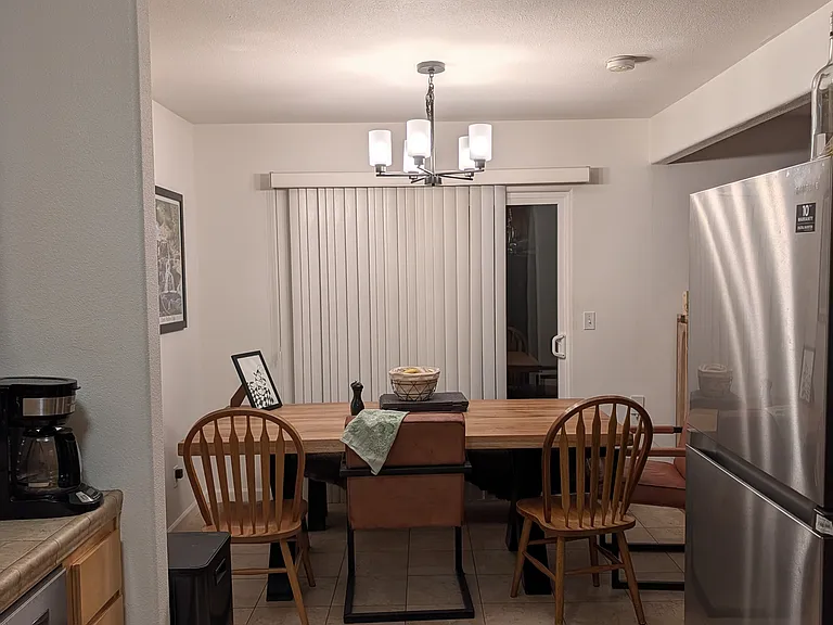 548 Hannon Ave — Photo 8