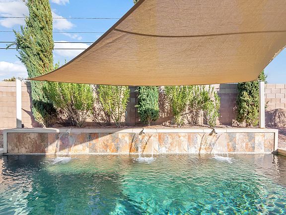 5th image of 150 W Villa Theresa Dr