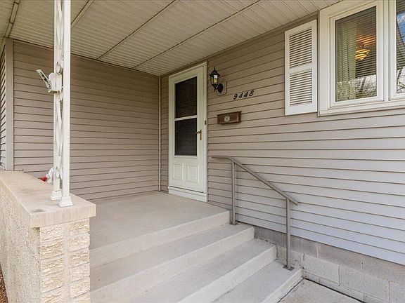 2nd image of 9448 Northcote Ave