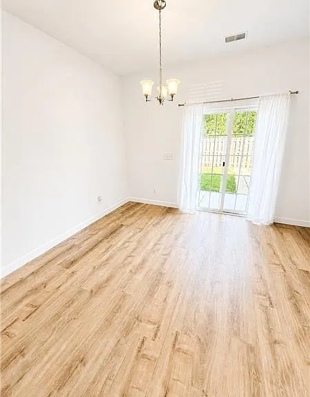 105 Orkney Rd — Photo 9