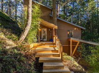 4708 Captains Cres, Southern Gulf Islands, BC V0N 2M2