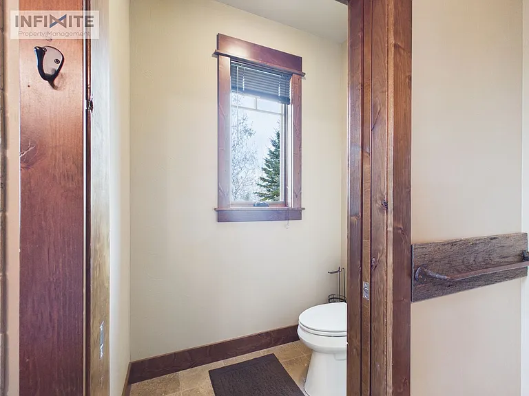 7125 Springhill Rd — Photo 9
